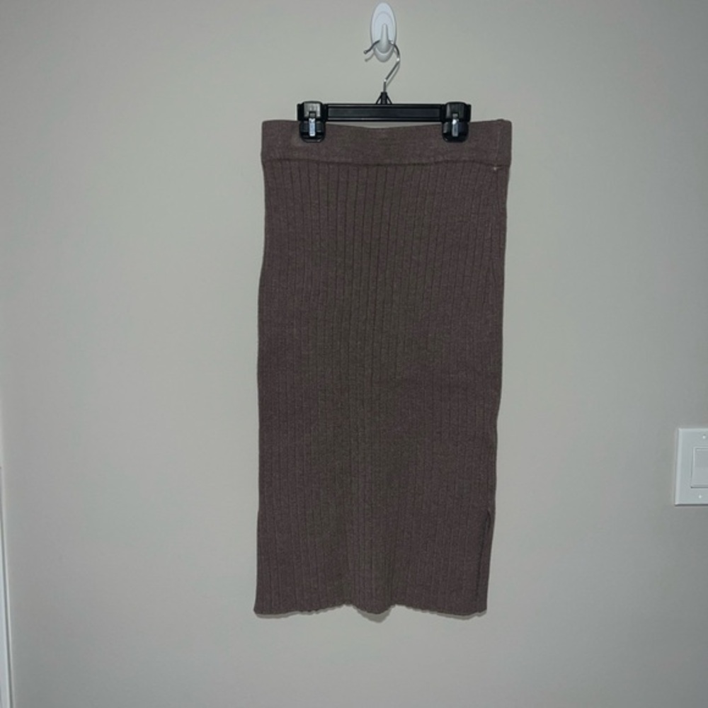 Light purplish pink long skirt ribbed and stretchy Cyrus Small